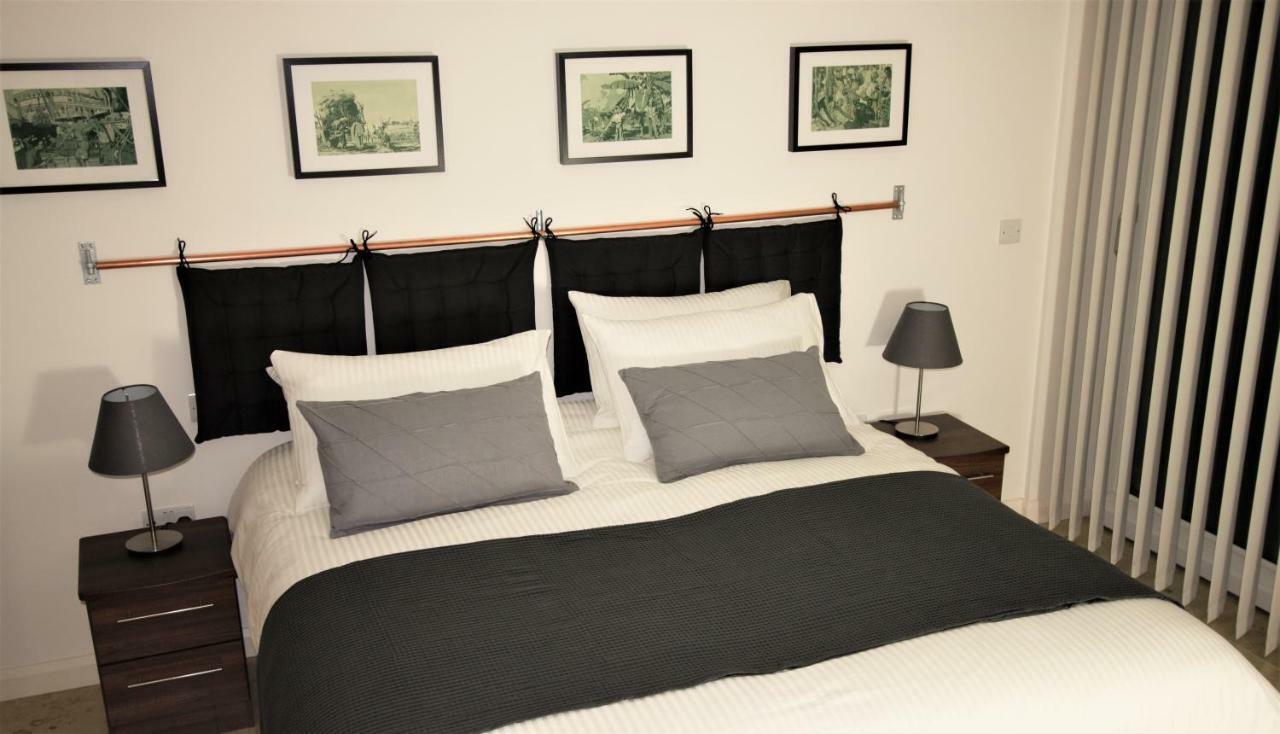 Ecton House Bed & Breakfast Newport  Ngoại thất bức ảnh
